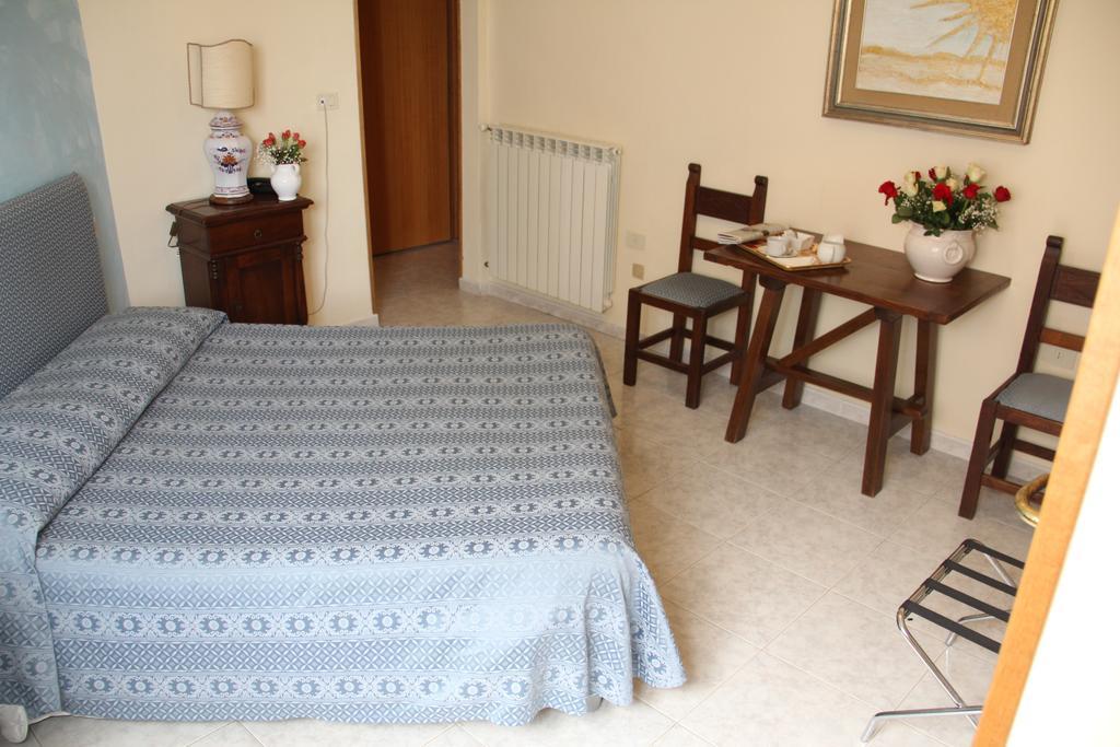 Gemini Camere E Suites Grosseto Pokoj fotografie