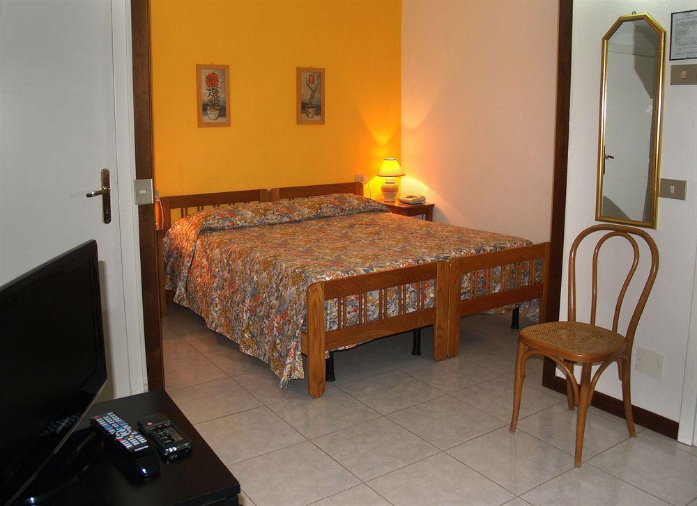 Gemini Camere E Suites Grosseto Exteriér fotografie
