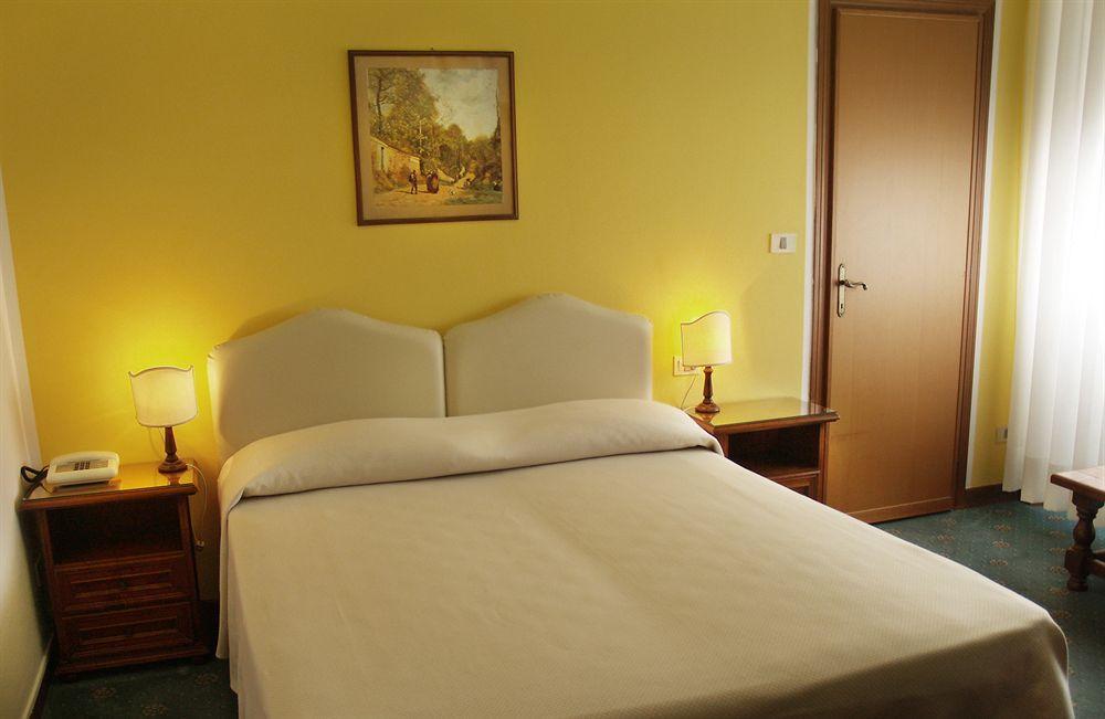 Gemini Camere E Suites Grosseto Exteriér fotografie