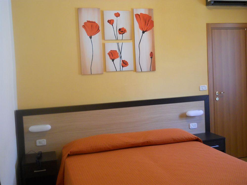 Gemini Camere E Suites Grosseto Exteriér fotografie